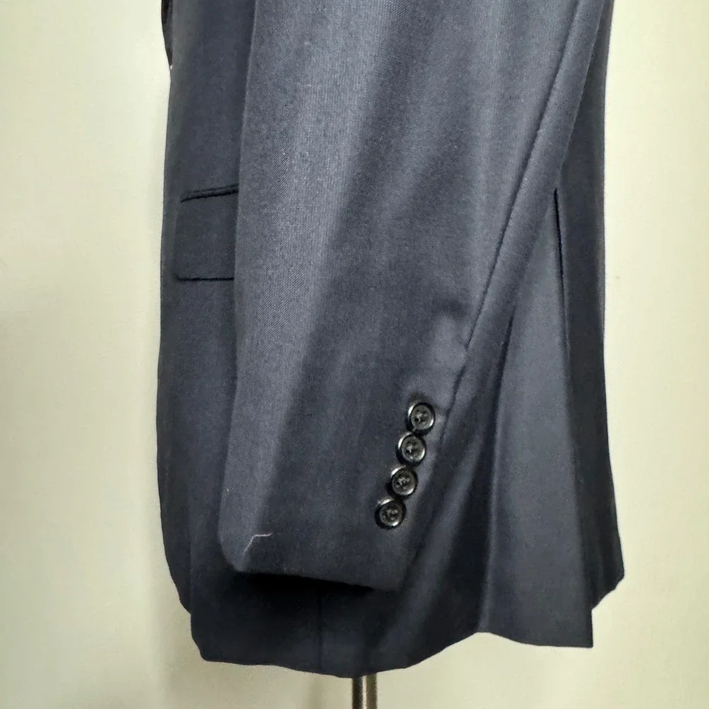 Hickey Freeman type suit